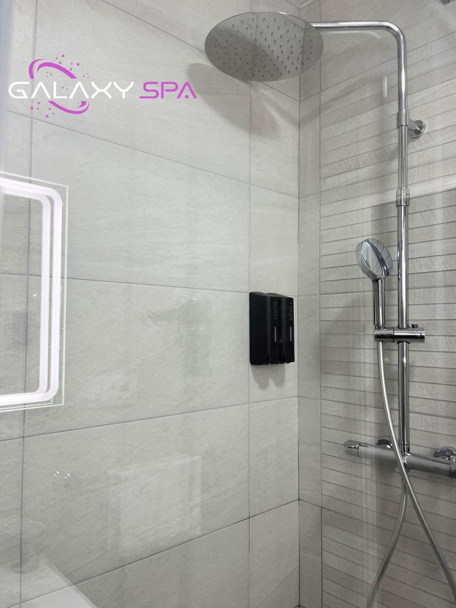 Galaxy Spa - Suite Venus Jacuzzi Et Sauna Privatif Champigneulles Экстерьер фото