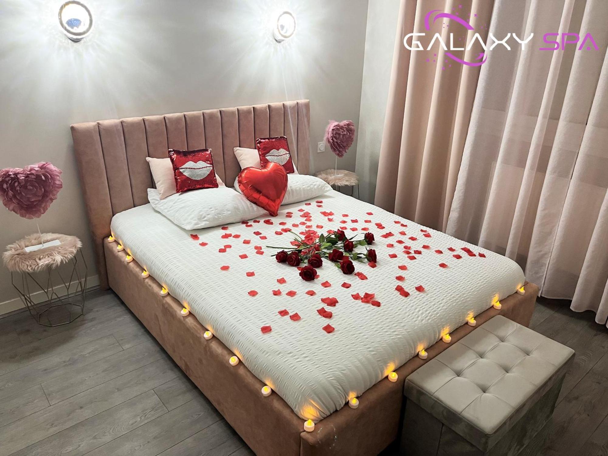 Galaxy Spa - Suite Venus Jacuzzi Et Sauna Privatif Champigneulles Экстерьер фото