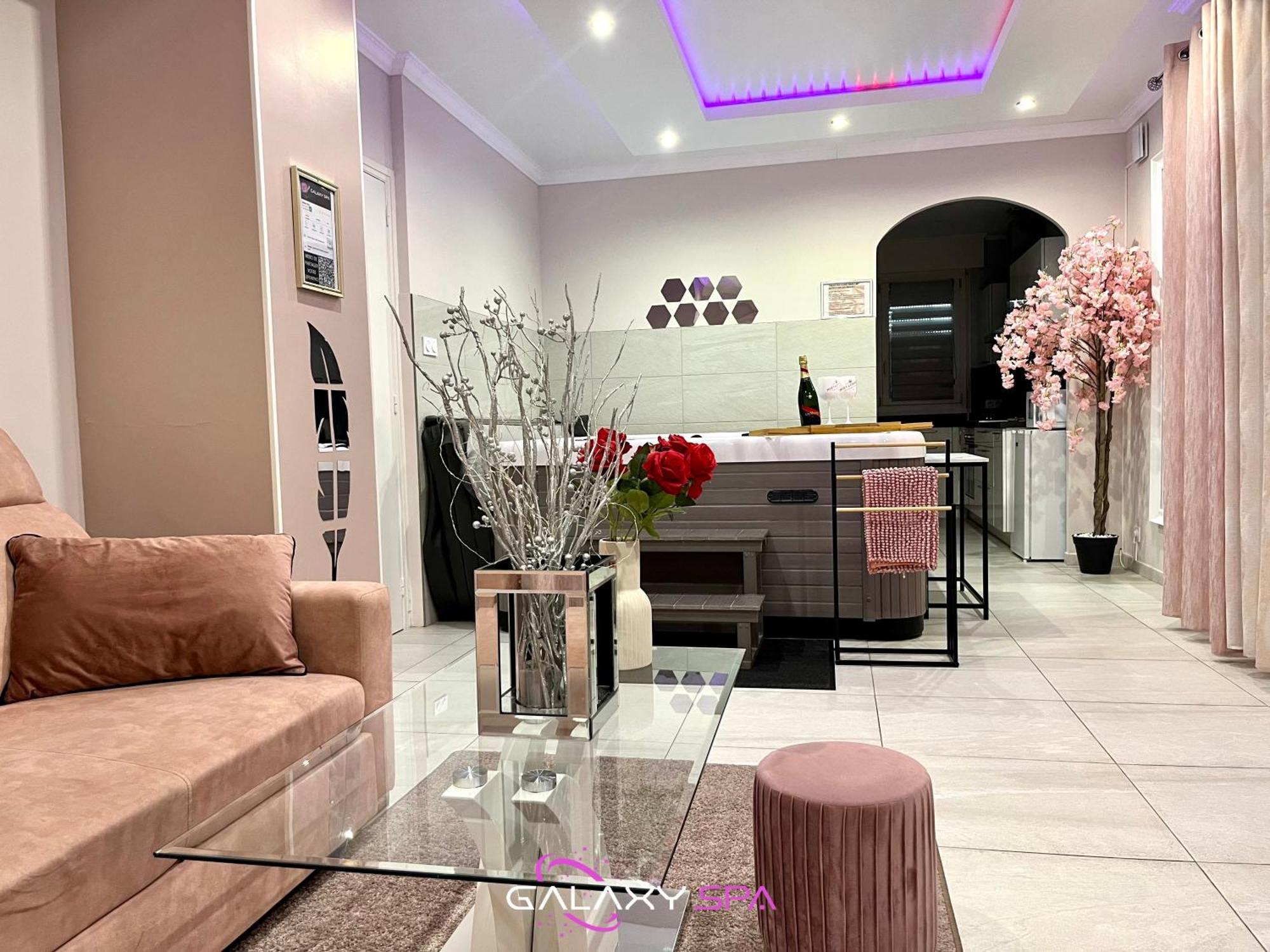 Galaxy Spa - Suite Venus Jacuzzi Et Sauna Privatif Champigneulles Экстерьер фото