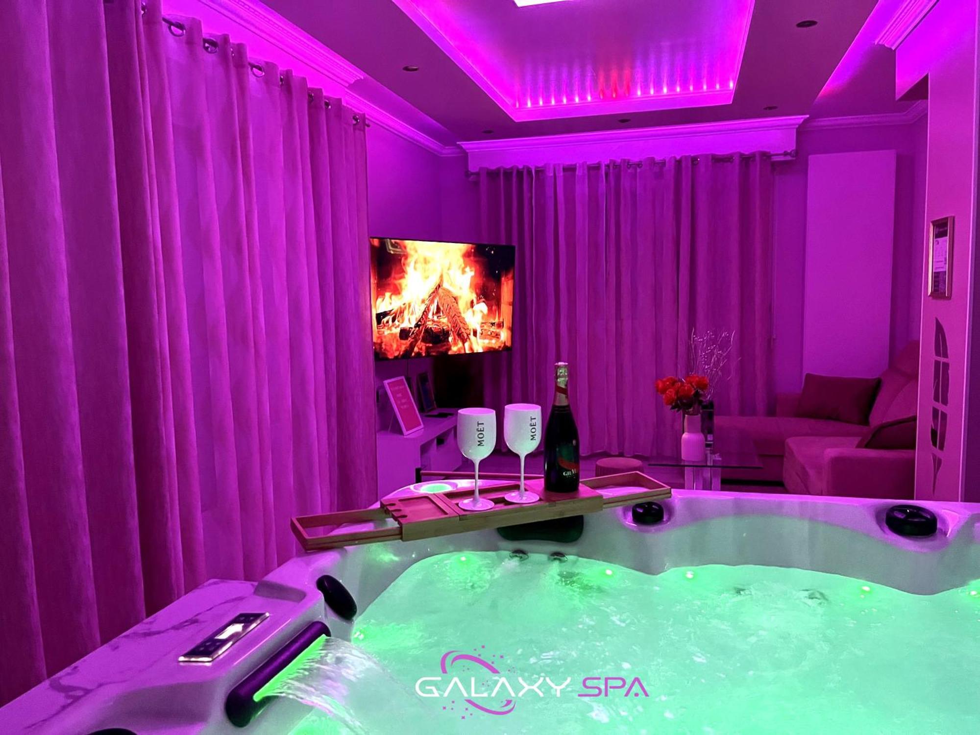 Galaxy Spa - Suite Venus Jacuzzi Et Sauna Privatif Champigneulles Экстерьер фото